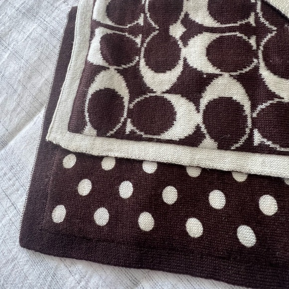 Coach Signature C Logo Scarf - Picture 2 of 3